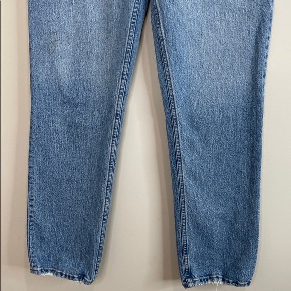 Abercrombie & Fitch Curve Love Ultra High Rise 90s Straight Jean *As Is* 29 8L - Picture 4 of 15